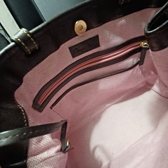 Dooney & Burke Large Handbag - Picture 6 of 6